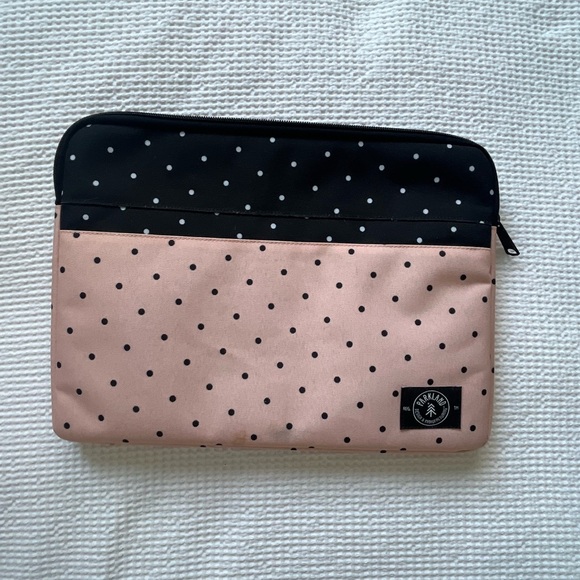 Pink and Black Polka Dot Laptop Sleeve💕 - Picture 1 of 3